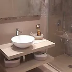 Luxury Pensión 4*